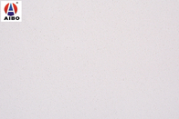 উচ্চ ঘনত্বের রঙিন স্পার্কেল হোয়াইট কোয়ার্টজ স্টোন স্ক্র্যাচ পালিশ করা সারফেস প্রতিরোধ করা শেষ